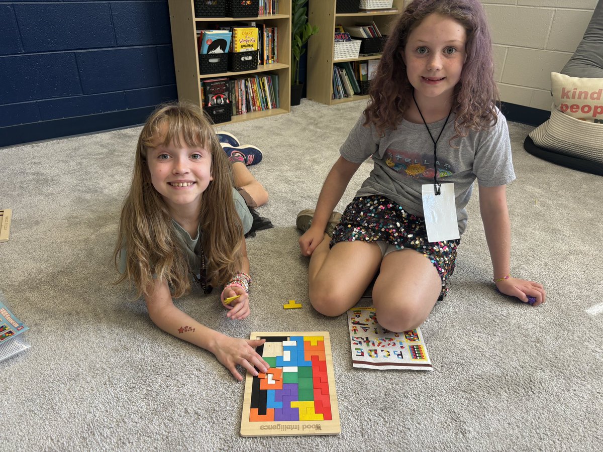 Miss Pellock ♡ tweet media