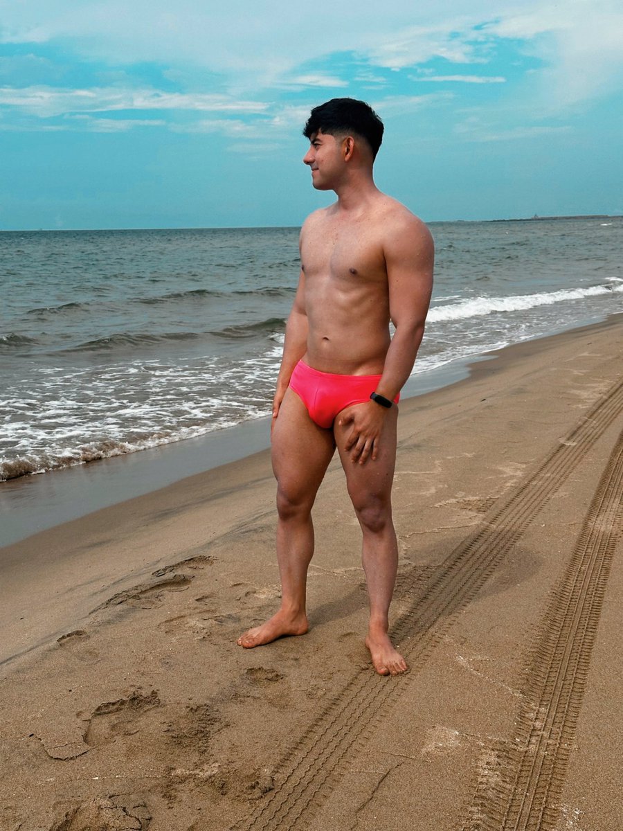 Edoadou's tweet image. Extraño la playa.