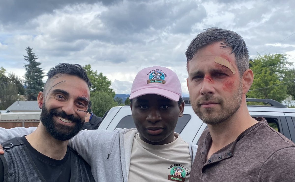 abutuboy's tweet photo. Got to work with Sonic’s Agent stone and the veteran Lou Diamond @LouDPhillips on this film 🫡  also had several panic attacks, got into high speed car chases, and got caught up in a gun shootout. 10/10 would do it again 😂 https://t.co/qlgInQNazm