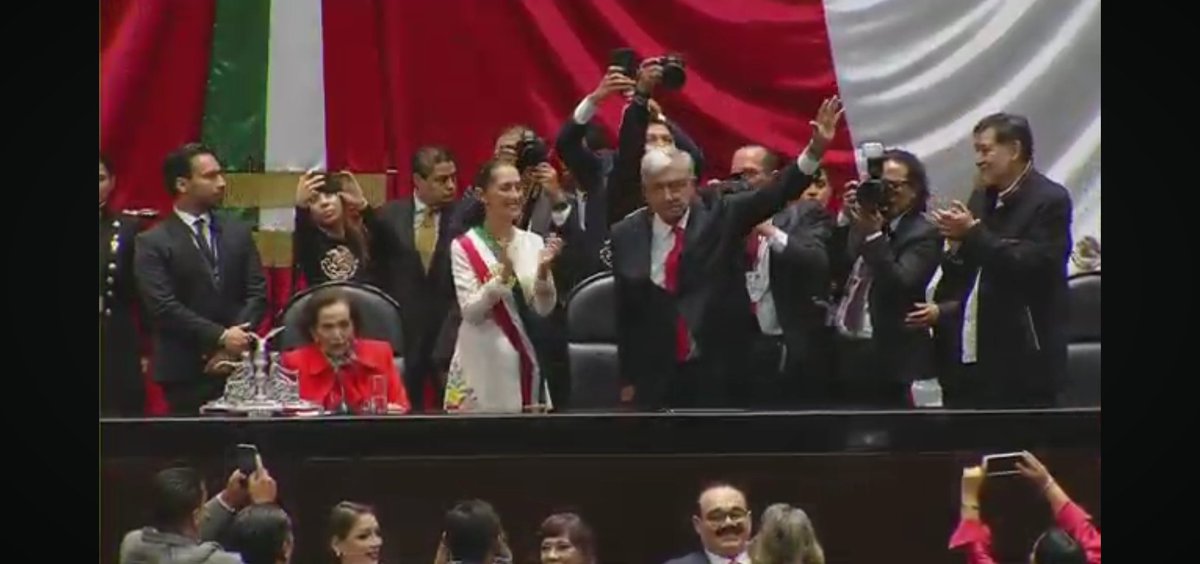 wik13's tweet photo. Es un orgullo y es un honor haber luchado con Obrador!! 💖
GRACIAS!!!
Te quedas en nuestras memorias en nuestros corazones y sobretodo en la historia de México.
Gracias infinitas @lopezobrador_ !!! 💖🌟 https://t.co/uZz4qa41NP