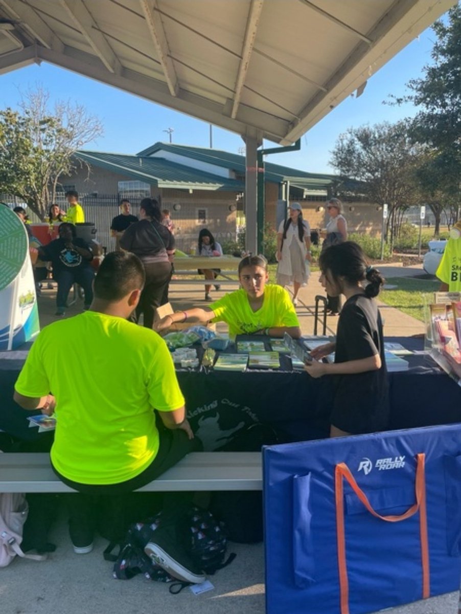 VKOT hosted our first National Night Out event this evening with the Bryan Police Department at Henderson Harbor. It was a nice turnout, and the BPD showed up in full effect! Thank you so much for helping to make this event a success! <a href="/BryanISD/">Bryan ISD</a> @LaneBuban <a href="/CityofBryan/">City of Bryan</a> <a href="/TxSayWhat/">Say What!</a>