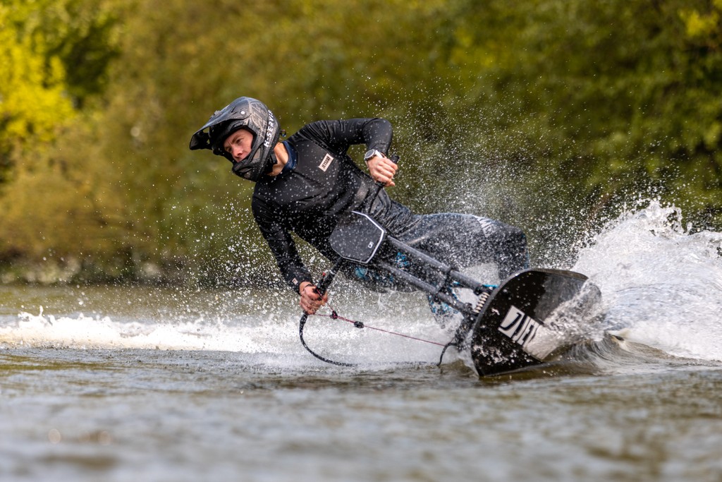 JetsurfOfficial's tweet image. Precision engineered for peak performance. Discover the meticulous craftsmanship behind our latest JETSURF models. ⁠
⁠
jetsurf.com⁠
⁠
#JETSURF #BornForFun #SummerWithJETSURF #EngineeringPerfection