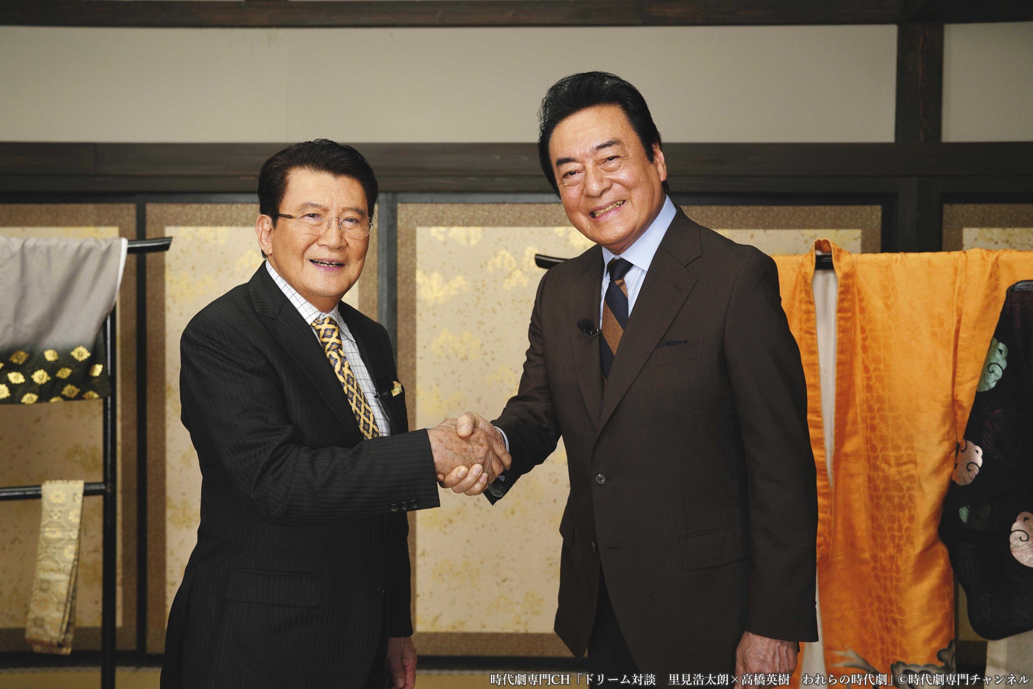 GY2oTXrbMAACKQ2.jpg:large