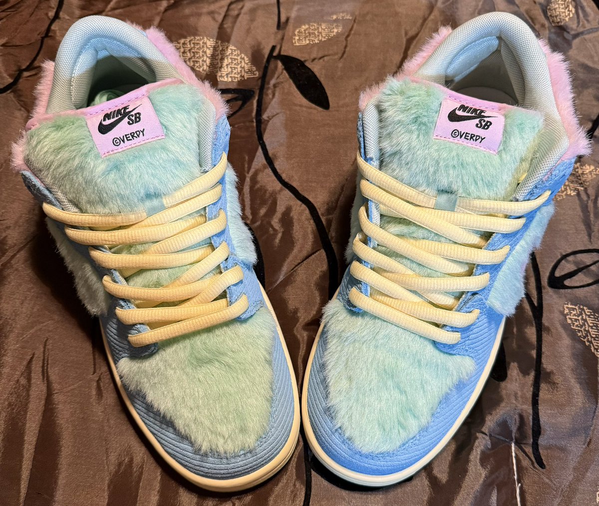 Sb_OrNothing's tweet photo. Nike SB Dunk Low ✖️ Verdy Visty 🥵🥵🥵🔥🔥🔥🔥 #NikeSB #Verdy #Visty #Nike #SBOrNothing https://t.co/1tQ0Gt8YeR