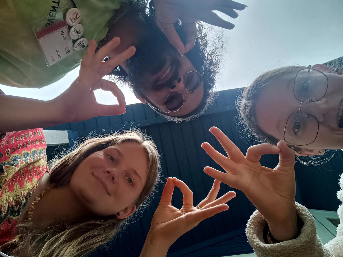 Online workshop Esperanto. 
Tevens de start van een basiscursus Esperanto. Maandag 7 oktober 2024 van 19:00 tot 21:00

Contactgegevens:
piet.glorieux@gmail.com
0472/257918

Georganiseerd door de 
Vlaamse Esperantobond:
esperanto.be

Zie ook:
uitinvlaanderen.be/agenda/o/vlaam…