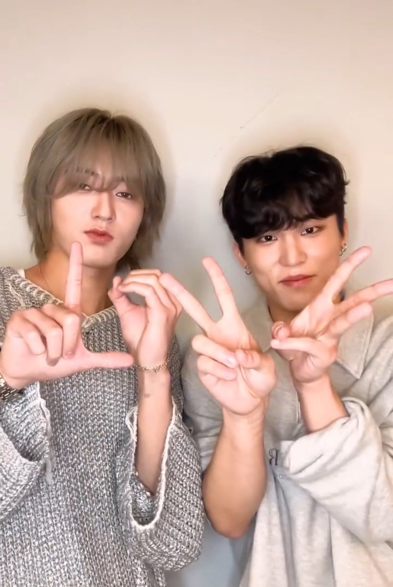 jwoolovs's tweet photo. ตรงนี้น่ารักโคดดดด L-O-V-E ชาเล้นจ์เมื่อชาติที่แล้ว เมืองโบราณของแท้😭 https://t.co/UH0eswq3Q2