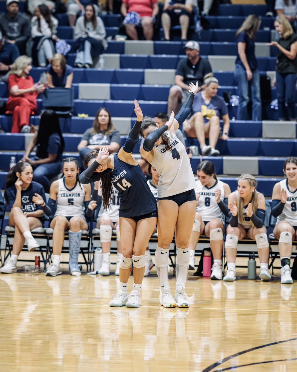 TaylorFenton26's tweet photo. End of First Round of Districts❕(Watch out for highlights coming soon❗️)
#dabonthehater #middlelife #dab https://t.co/Rp6TnxpP55