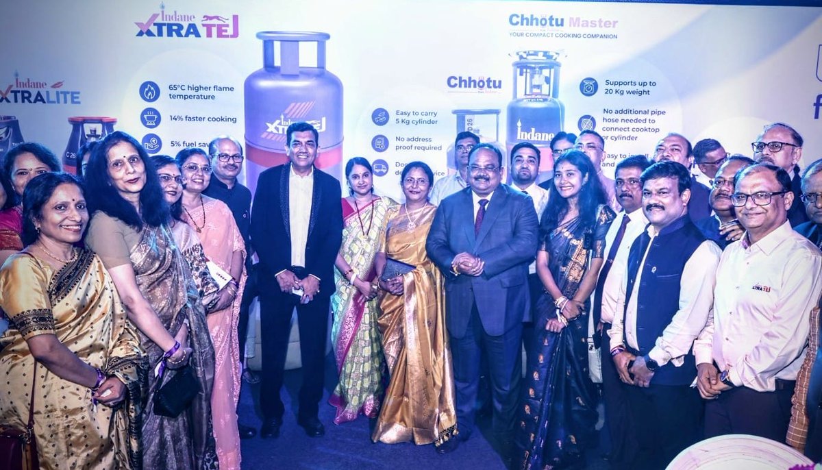 Delighted to unveil two innovative products today under #IndianOil's superbrand #Indane. Introducing #Xtralite, a lightweight, translucent composite LPG cylinder designed for ultimate ease and safety, along with the new avatar of #XtraTej, our high-efficiency LPG product.

It was