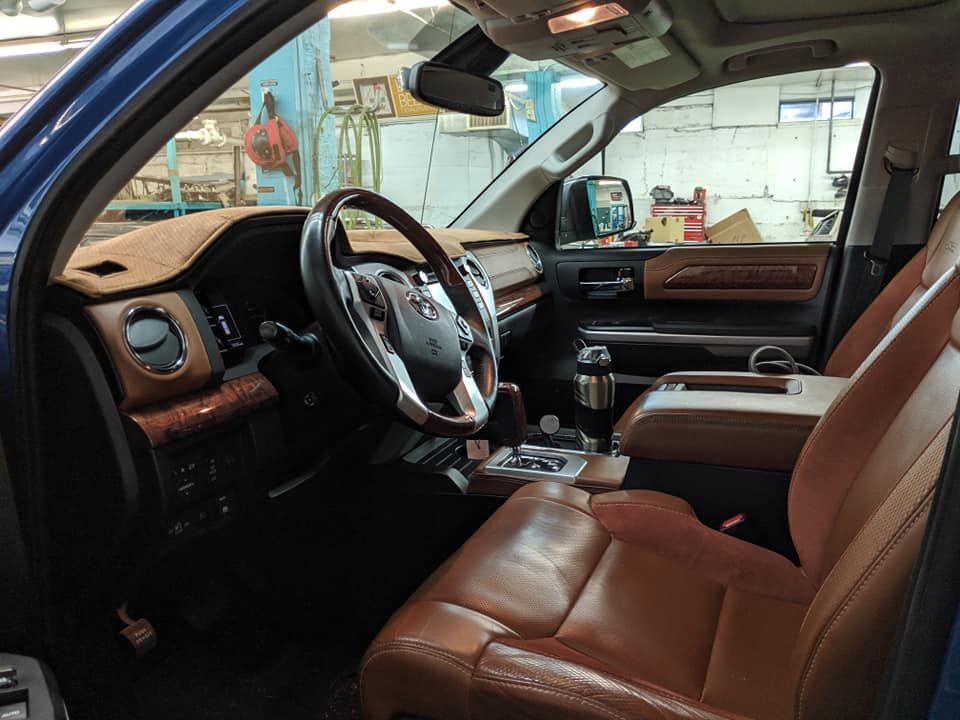 RichsCustom's tweet photo. Leather interiors of a car!
available exclusively at Rich's Custom Upholstery 

For enquiries call (206)392-0030 and write to us for FREE service estimate https://t.co/lA4zqvo7Sn 

#SeattleUpholstery #LeatherInteriors #AutomotiveInteriors #CustomUpholstery https://t.co/7ho8gIMbtl