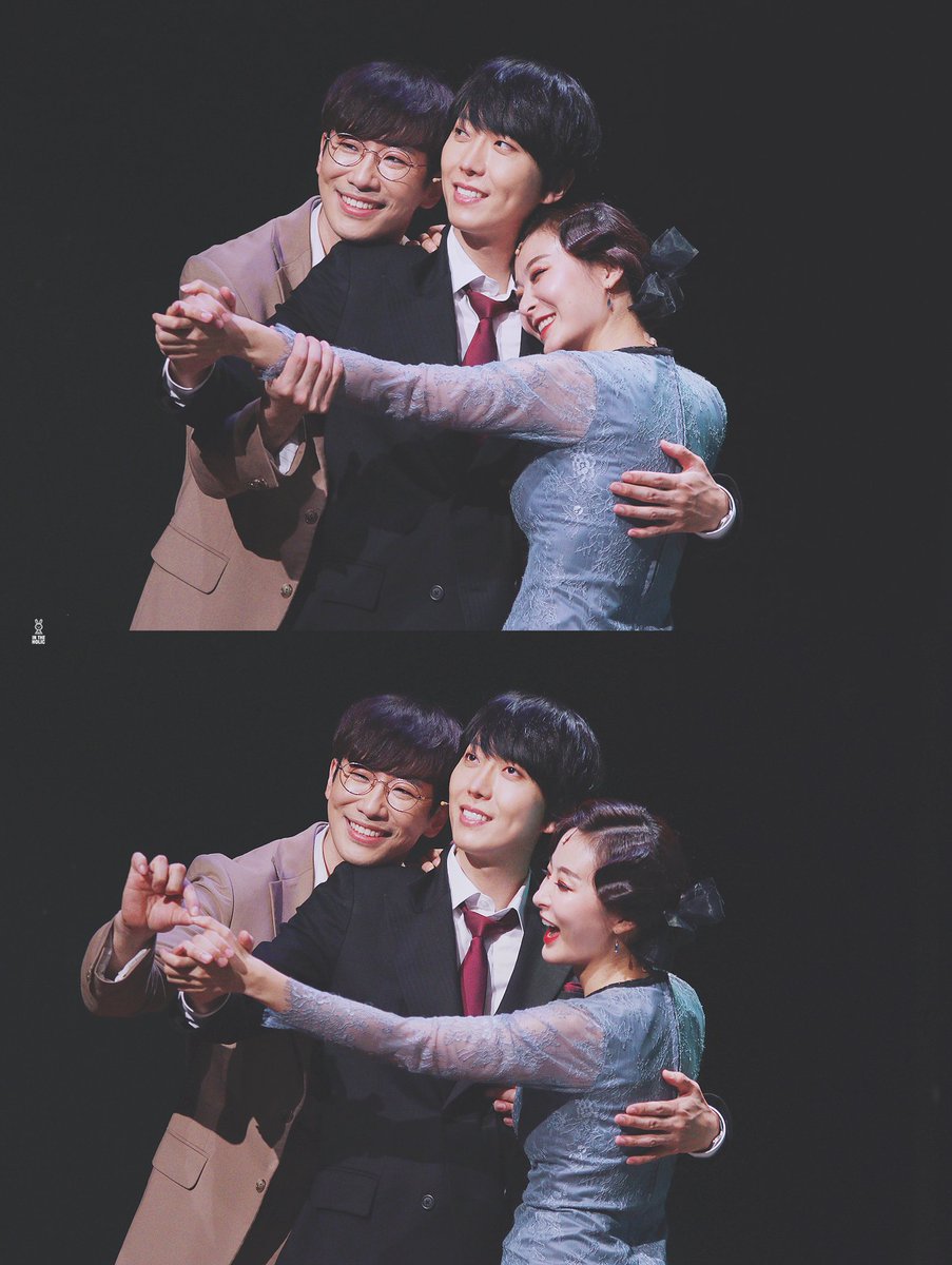 내탐라 범산애 못사셧던 분들이 이 사진 보고: 이게 어떻게 가능한건데요
지금: 이게 진짜 어떻게 가능한;건데요;;...?