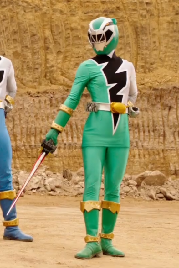 PascalMulokozi2's tweet photo. Fun Fact: The skirted female version of the Dino Fury Green costume is a modified version of the original Ryusoul Green costume. #PowerRangers #DinoFury #PowerRangersDinoFury #PRDF #PowerRangersCosmicFury #PRCF #CosmicFury #Hasbro #RangerNation #Tokusatsu #SuperSentai https://t.co/Dw88xnNhnY