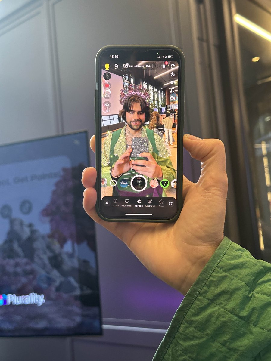 THE DEMATERIALISED tweet media