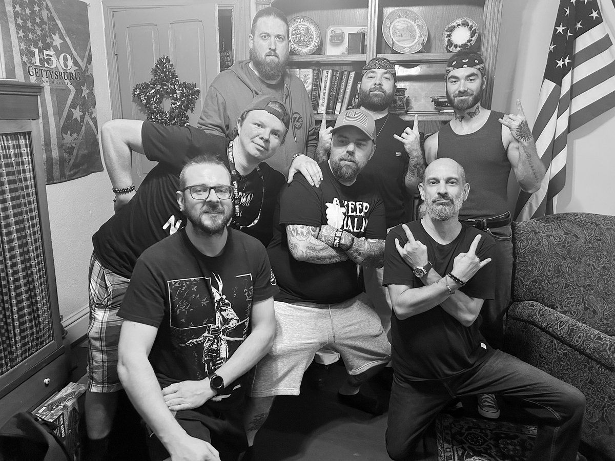 Outcasts3YT's tweet photo. Back to Canada!

Gettysburg was MAJESTIC We had the chance to meet AMAZING people, that was the best part of the trip. 🖤

We can't wait to show you what we filmed guys. We didn't think our passion for this adventure could be higher, but it TRIPLED after this week

What a life🏴‍☠️ https://t.co/LtfRJxd8DU