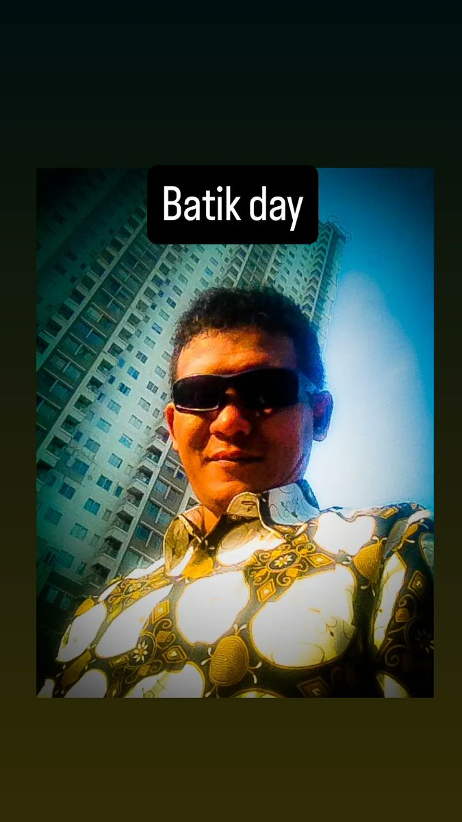 ninoadrianto76's tweet photo. Hari Batik Nasional

Batik asal asli Indonesia, bukan Malaysia.

#batik #HariBatikNasional #asliindonesia #bukanmalaysia https://t.co/hkSErO4pM3