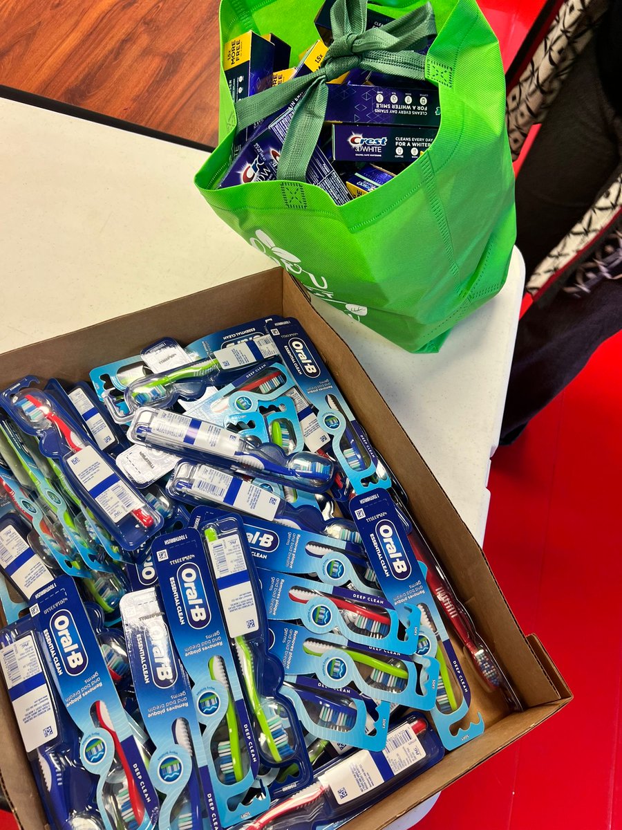 KhalsaAidUSA's tweet image. Khalsa Aid New Jersey delivered monthly hygiene and sanitary essentials to Greenway Family shelter. Greenway helps 50 families on a monthly basis.

#hygieneessentials #newjersey #khalsaaidusa #khalsaaid