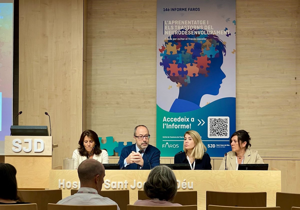 SJDbarcelona_es's tweet photo. ☝️ Hoy será un día dedicado al nuevo #InformeFAROS sobre trastornos del neurodesarrollo 🧠 realizado por el equipo de #EscoladeSalutSJD en colaboración con el equipo de #UTAE 

🔴 Ahora estamos presentando a los medios este informe y por la tarde lo presentaremos a las familias https://t.co/cimygSJAae