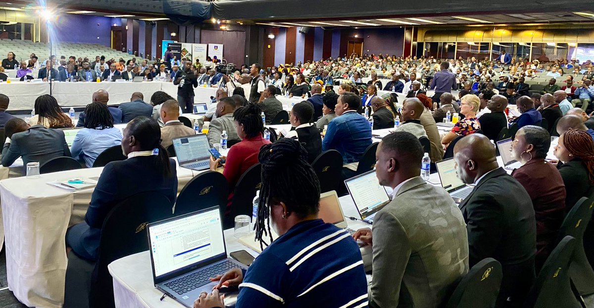 UN Zimbabwe (@unzimbabwe) on Twitter photo Today, let’s harness our collective expertise & commit to innovative solutions for building resilience. The road ahead may be challenging, but the opportunities for transformative change are plentiful! - <a href="/UN/">United Nations</a> 🇿🇼 Resident Coordinator <a href="/EdwardKallon/">Edward Kallon</a> #ResilientZimbabwe Today, let’s harness our collective expertise & commit to innovative solutions for building resilience. The road ahead may be challenging, but the opportunities for transformative change are plentiful! - <a href="/UN/">United Nations</a> 🇿🇼 Resident Coordinator <a href="/EdwardKallon/">Edward Kallon</a> #ResilientZimbabwe