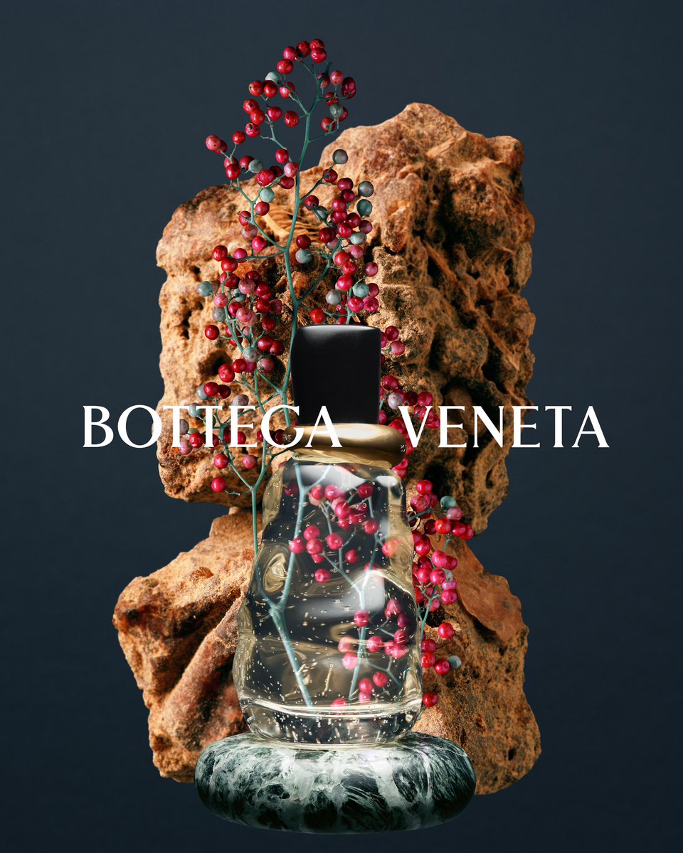 StreetFashion01's tweet photo. Bottega Veneta have just Launched their First Fragrance Collection under Blazy’s Direction!! https://t.co/XedSjnjm8W