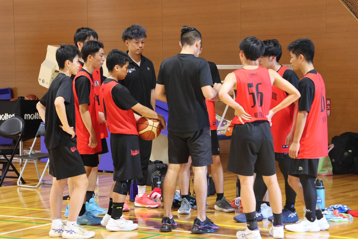 PHX_Academy's tweet photo. 【U18体験募集のご案内📢】
本日より #三遠U18 の体験募集をスタートいたします🔥
入団有無にかかわらずユースチームの練習メニューを体験したい方も大歓迎👏🏻💫
ぜひたくさんのご参加をお待ちしております‼️

U18活動概要⛹🏻
https://t.co/mWwLMZ266U

お申し込みはこちら💁🏻‍♀️
https://t.co/JgN7qn3m1q https://t.co/JCg1KSrJjf