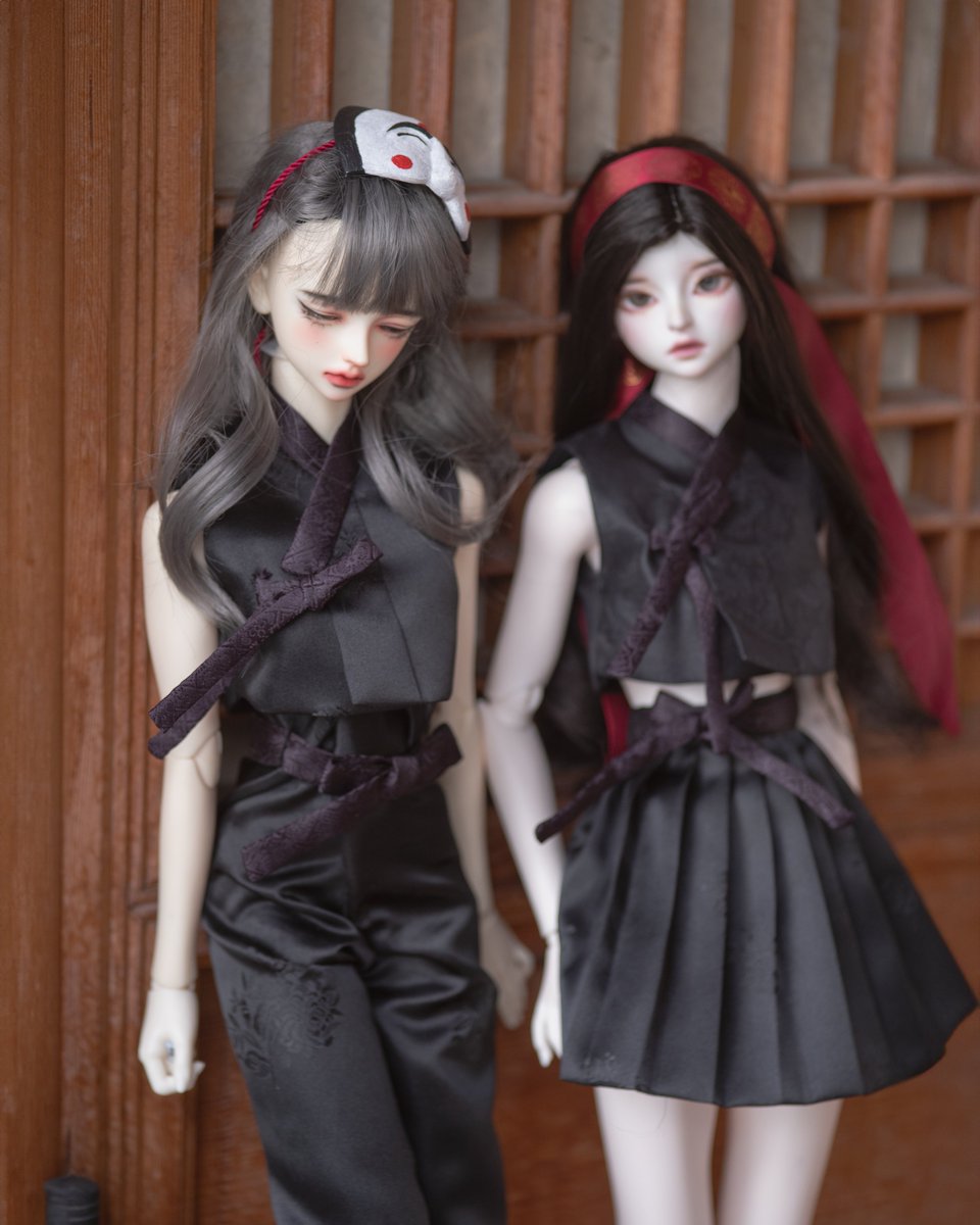 💝판매 페이지 RT+팔로우 이벤트  

안녕하세요. 어게인 레코드입니다.  
남아 한복 중치막과 대창의, 여아 퓨전한복 흑난으로 인사드립니다.

판매 기간  :  10월 2일 오후 8시 ~
중치막 : blog.naver.com/again_record/2…
대창의 : blog.naver.com/again_record/2…
흑난 : blog.naver.com/again_record/2…
 #트인덕장터