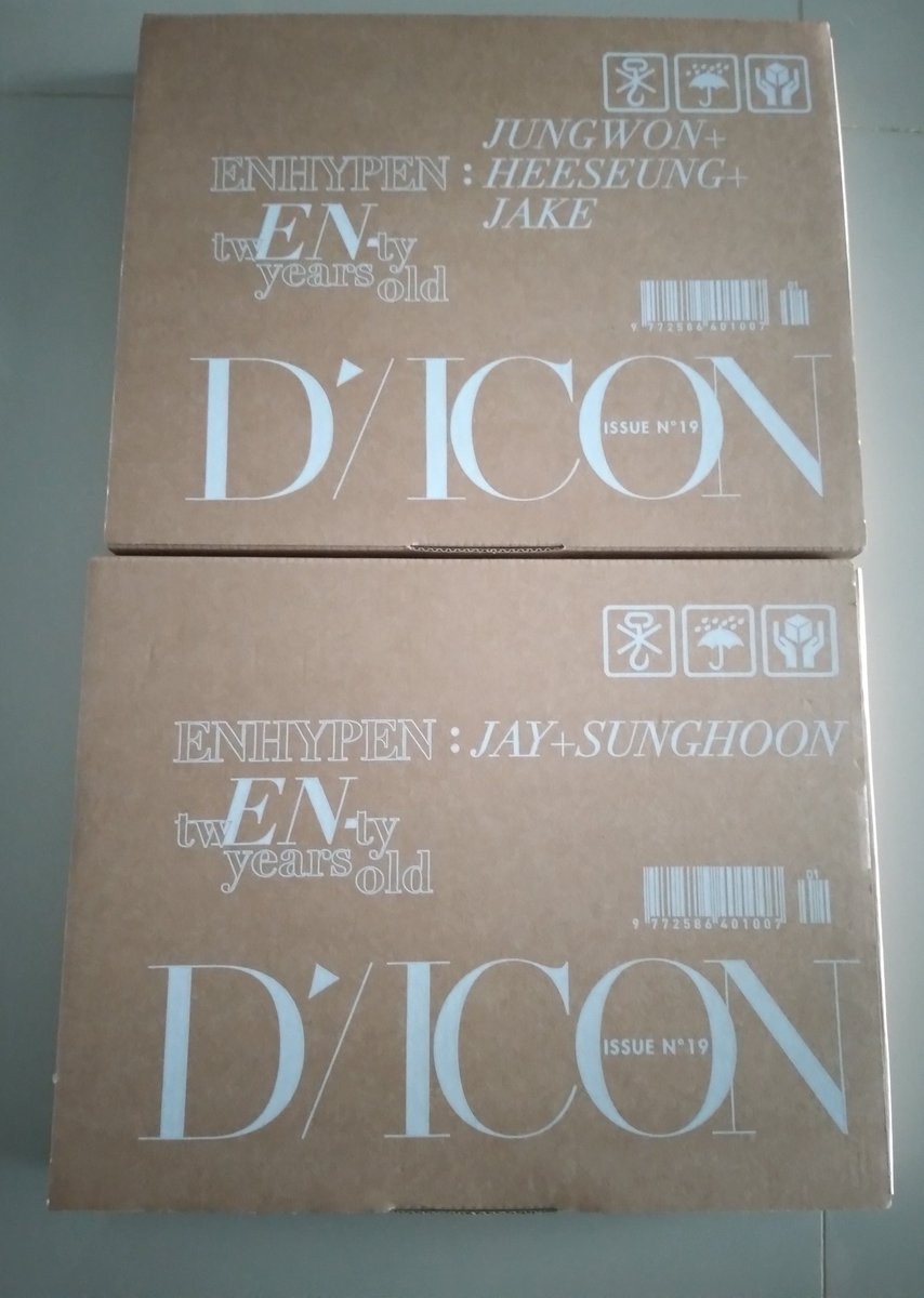 nu121727's tweet photo. พร้อมส่ง ของครบ ยกเว้นการ์ดตามเมน

DICON VOLUME N°19 ENHYPEN : tw(EN-)ty years old
♡ 250.- /1  ค่าส่งคิดตามจริง 
~ ปก jay+sunghoon 
~ ปก jungwon+heeseung+ jake 

#ตลาดนัดENHYPEN https://t.co/tXQmQrZIYG
