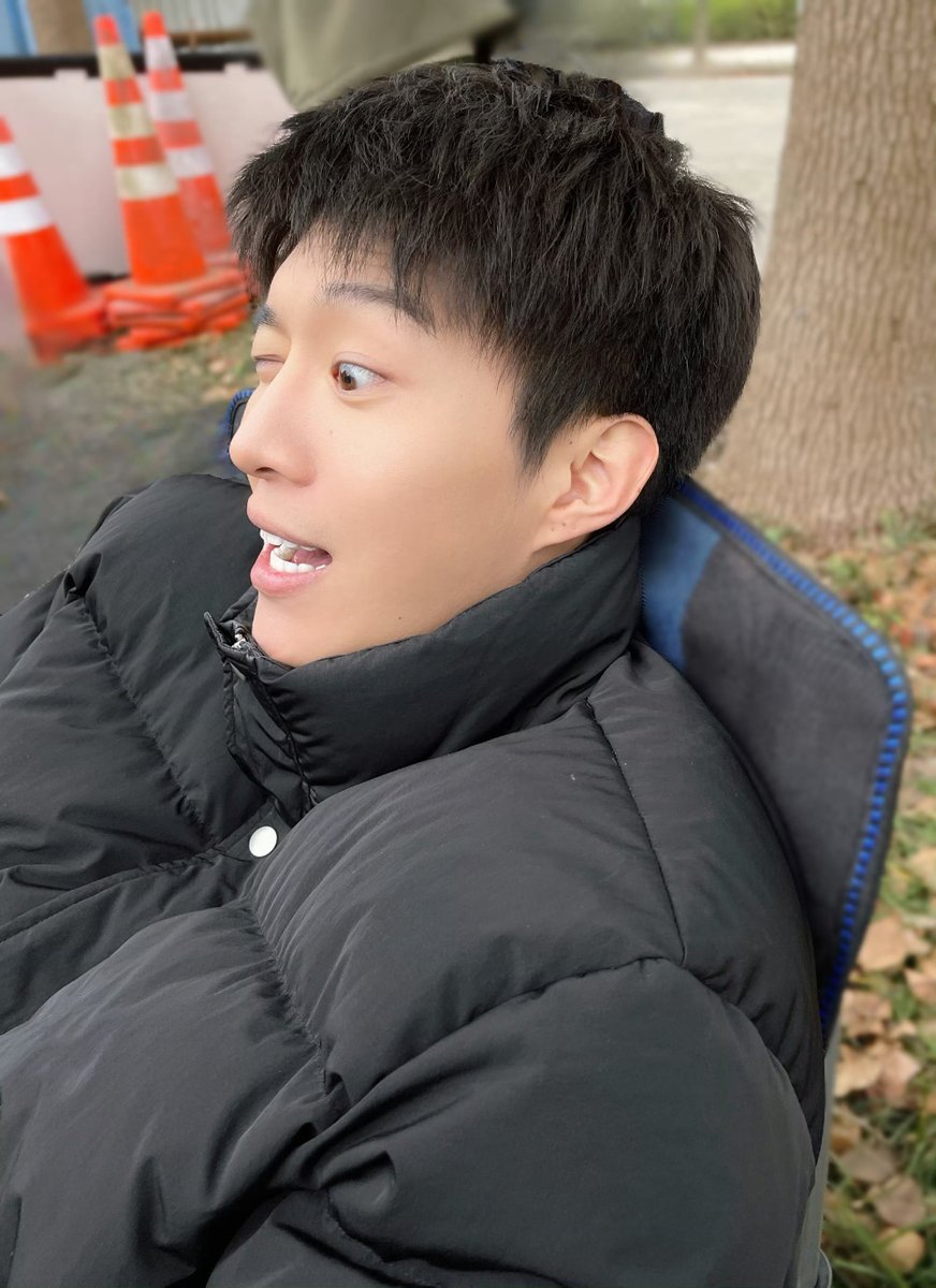 Fan ChengCheng Studio shares new behind the scene photos of Li XiaoHai during Pegasus2 shoot!
⠀ 
🔗: weibo.com/6872502526/508…
⠀ 
#范丞丞 #FanChengCheng