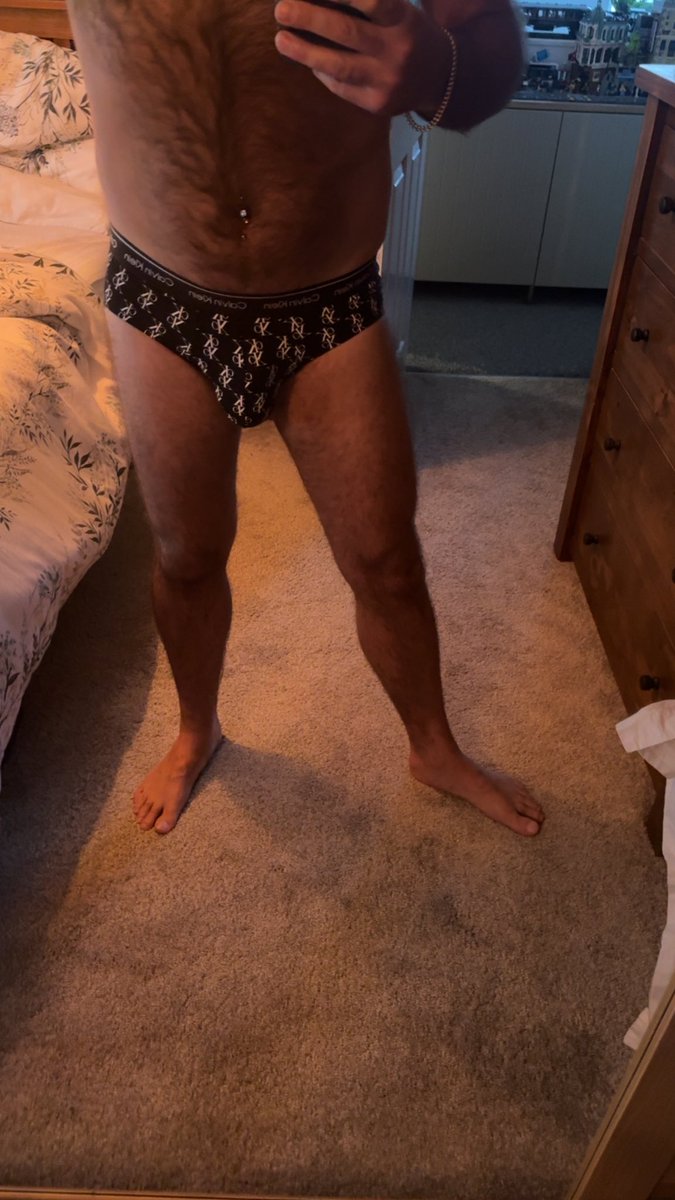 norrhwestundies's tweet photo. Ck briefs today
#gay #gayunderwear #brief #ckbrief #hairy #dadbody #dailybulge #bulge https://t.co/7LuwucgbKH