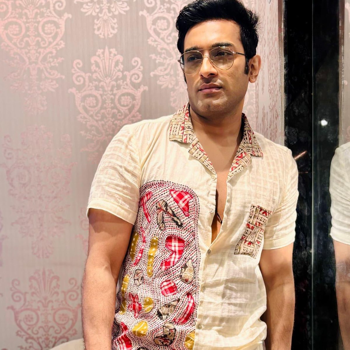 Bhalo hok

<a href="/new/">Matthew Sanders</a> post