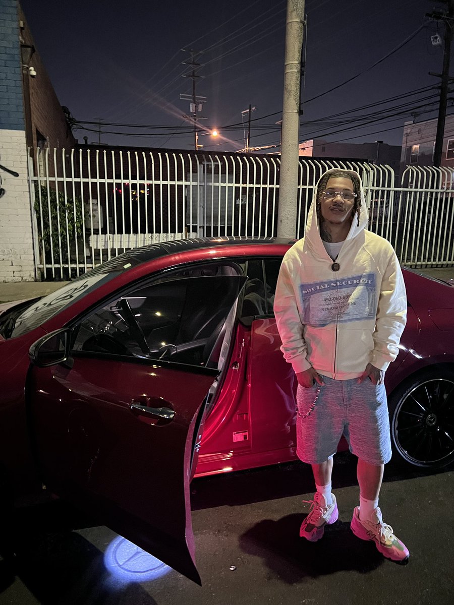 heartbreaknixon's tweet photo. Take a risk to get what u want or die broke!❤️‍🩹 https://t.co/VatTCNY97X