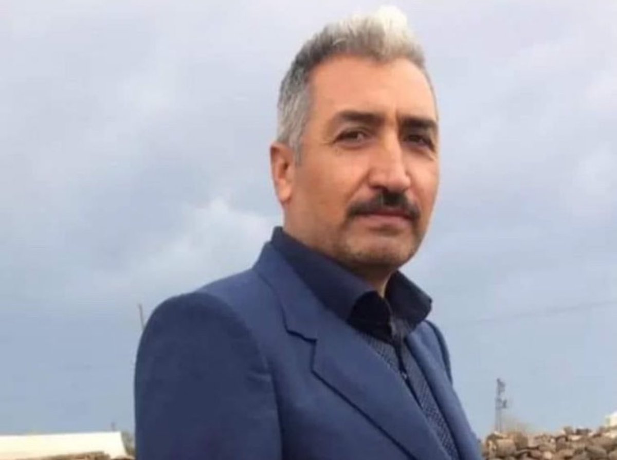 AntalyaHakkinda's tweet photo. C.naze konvoyunda feci kaza! 2 kişi hayatını kaybetti. 2 Yaralı. 

Geçtiğimiz gün Antalya’da yıldırım çarpması sonucu hayatını kaybeden Selahattin Eryol’un c.nazesini Viranşehir’e götüren konvoy kaza yaptı. Amcaları hayatını kaybetti. https://t.co/OeMh5eRi1U