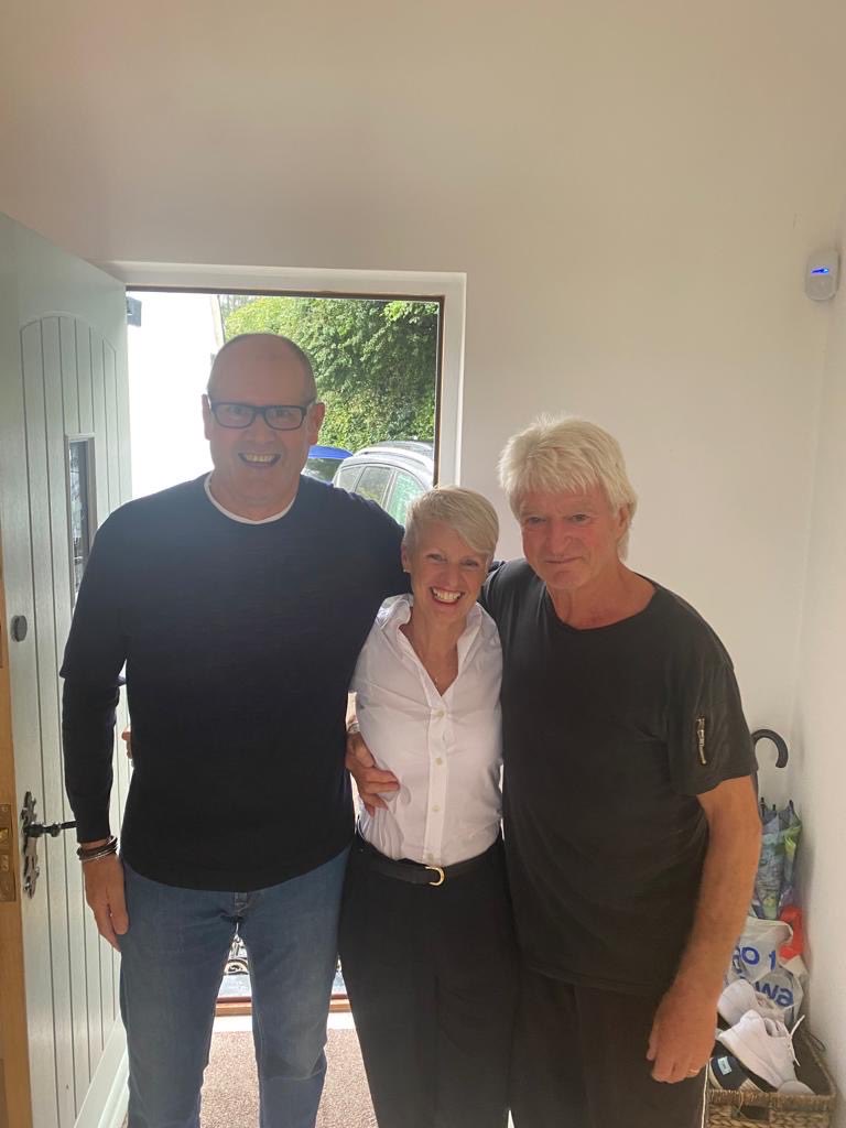 ⁦<a href="/WillieMorganMBE/">Willie Morgan MBE</a>⁩ Happy Birthday Uncle Bill, have a wonderful day of celebrations 🍾🥂❤️