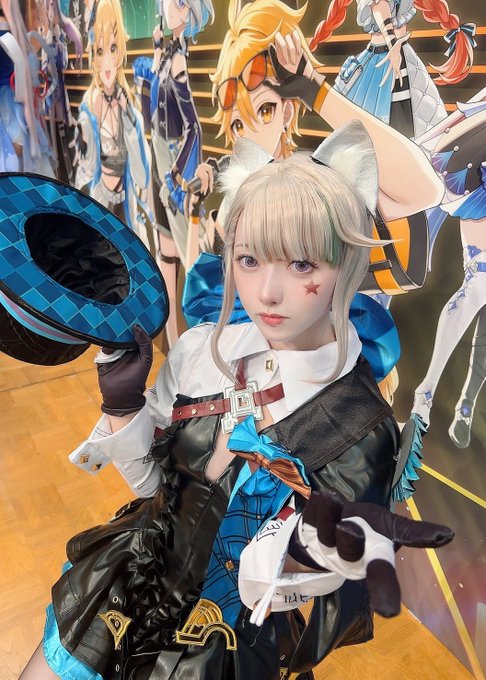 Twitterのコスプレ画像3