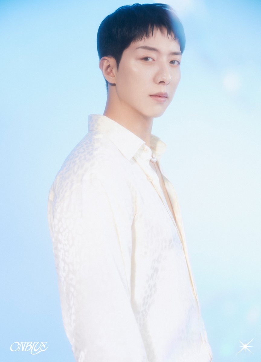 CNBLUE tweet media