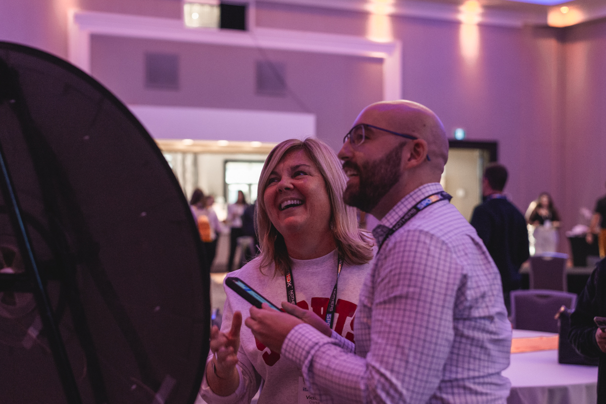 SPOHOXperience's tweet image. Do you live on PEI?
Do you work in the sport or tourism industries?
You can attend the Spo Ho Skillz Competition™ &amp;amp; Dinner on October 28 in Charlottetown.
Join a team to compete, or sit back, network and mingle. site.pheedloop.com/event/spohox24…
#SpoHoX24 #SportHosting #SportTourism