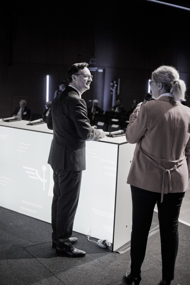 Duisburg ist DIE Logistikdrehscheibe über Europas Grenzen hinaus. Der freie Handel verbindet Europa 🇪🇺 Heute 75 Jahre <a href="/UECC_chambers/">UECC Union Européenne des Chambres de Commerce</a>