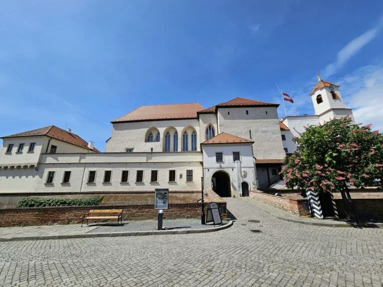 RJonTourUK's tweet image. I am working through my #travelblog drafts after getting a backlog from too much travel.

My latest posts...

rjontour.com/news/ #travelwithdogs #blogginglife