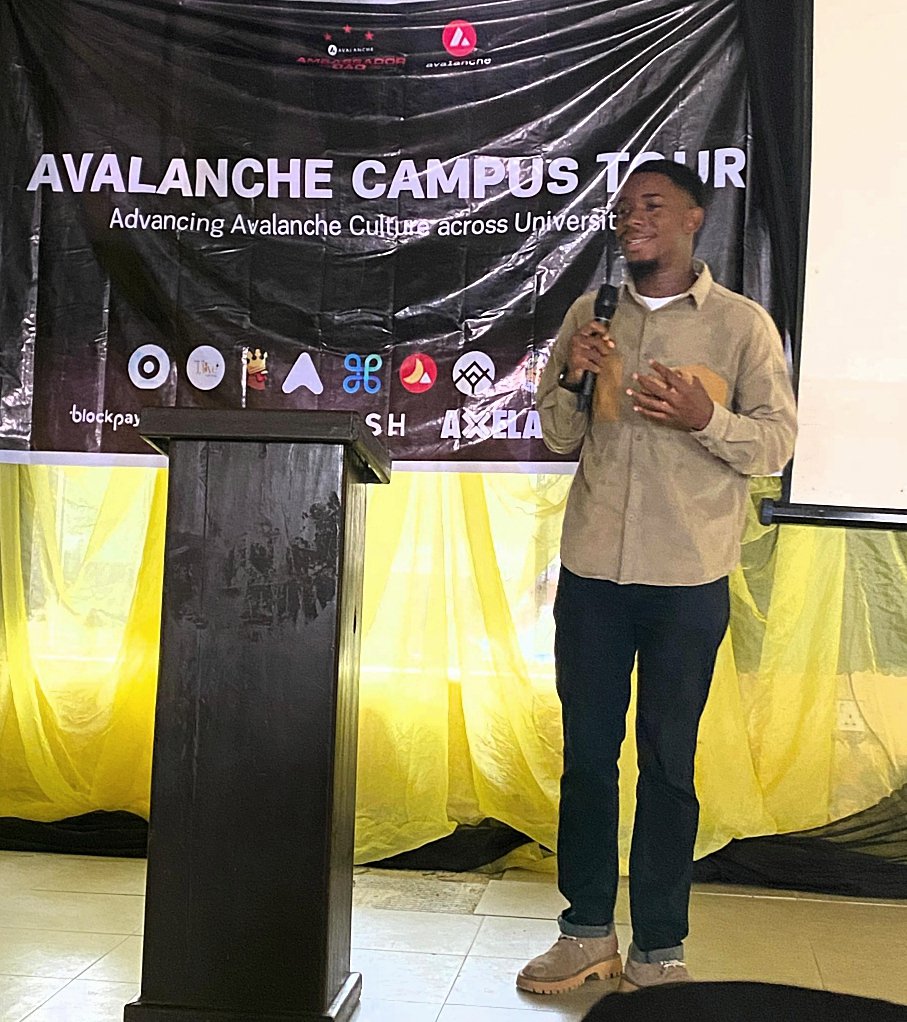 JJ_the_creator's tweet image. I was a key speaker at the Avalanche @avax @AvaxDAO_
@AvaxNG  Campus Tour.

I spoke on Community building: The role of Communities in the broad Bitcoin and crypto Ecospace.
Representing @ipayBTCapp
as the University of Calabar campus ambassador/node.
 
A thread✅⚡