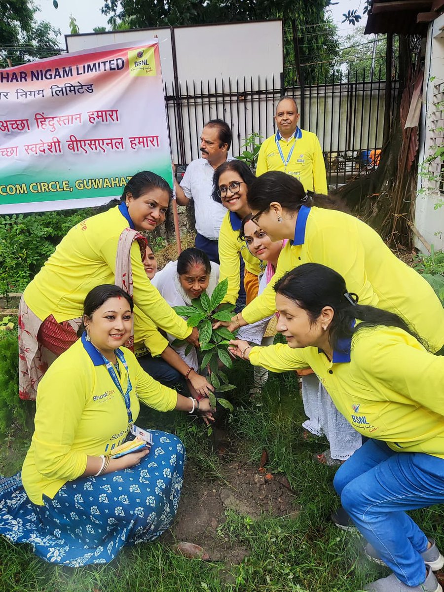 amitsenn's tweet photo. Swachhata Sewa and Ek Ped Maa ke Naam carried out by BSNL Assam Circle #SBD2024 #SHS2024 https://t.co/NHpmDZ84g4