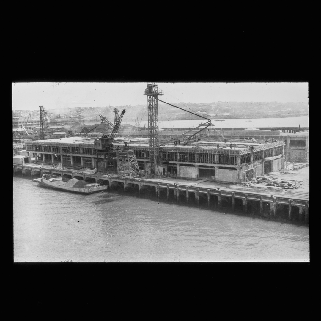 nz_maritime's tweet photo. #GuessTheWharf π΅οΈCan any of you guess which wharf is being built in this image? π€ Drop your guesses in the comments below! π οΈβ
NZMM 2021.28.624
#NZMMDigitisation #NZMaritimeMuseum #Wharf #HistoricAuckland #History #AucklandHistory https://t.co/5SOFQ2PrKo