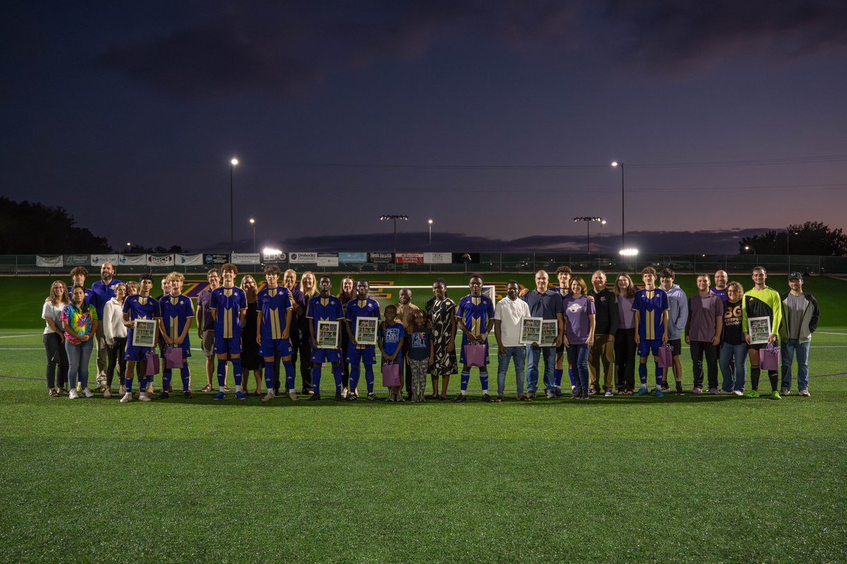 Make sure to check out the BGHS 
Boys soccer senior night photos