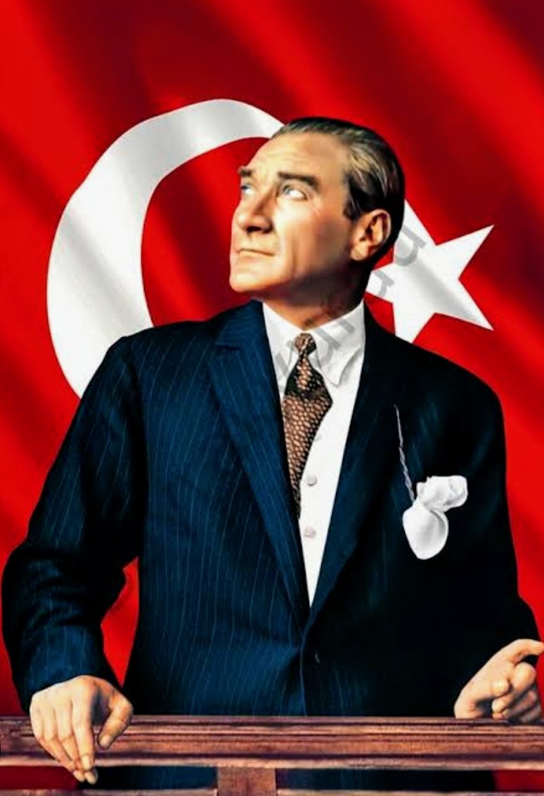 av_ugurpoyraz's tweet photo. Sen ne büyük lidersin ki, böyle berbat bir coğrafyada Türkiye Cumhuriyeti devletini kurdun 🇹🇷 https://t.co/GUxJH2pj6z