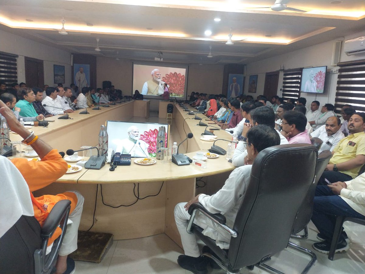 DproLalitpur's tweet photo. #SBD2024
#SHS2024
#DMLALITPUR
#UPPANCHAYATIRAJ https://t.co/zupfhmSr9k