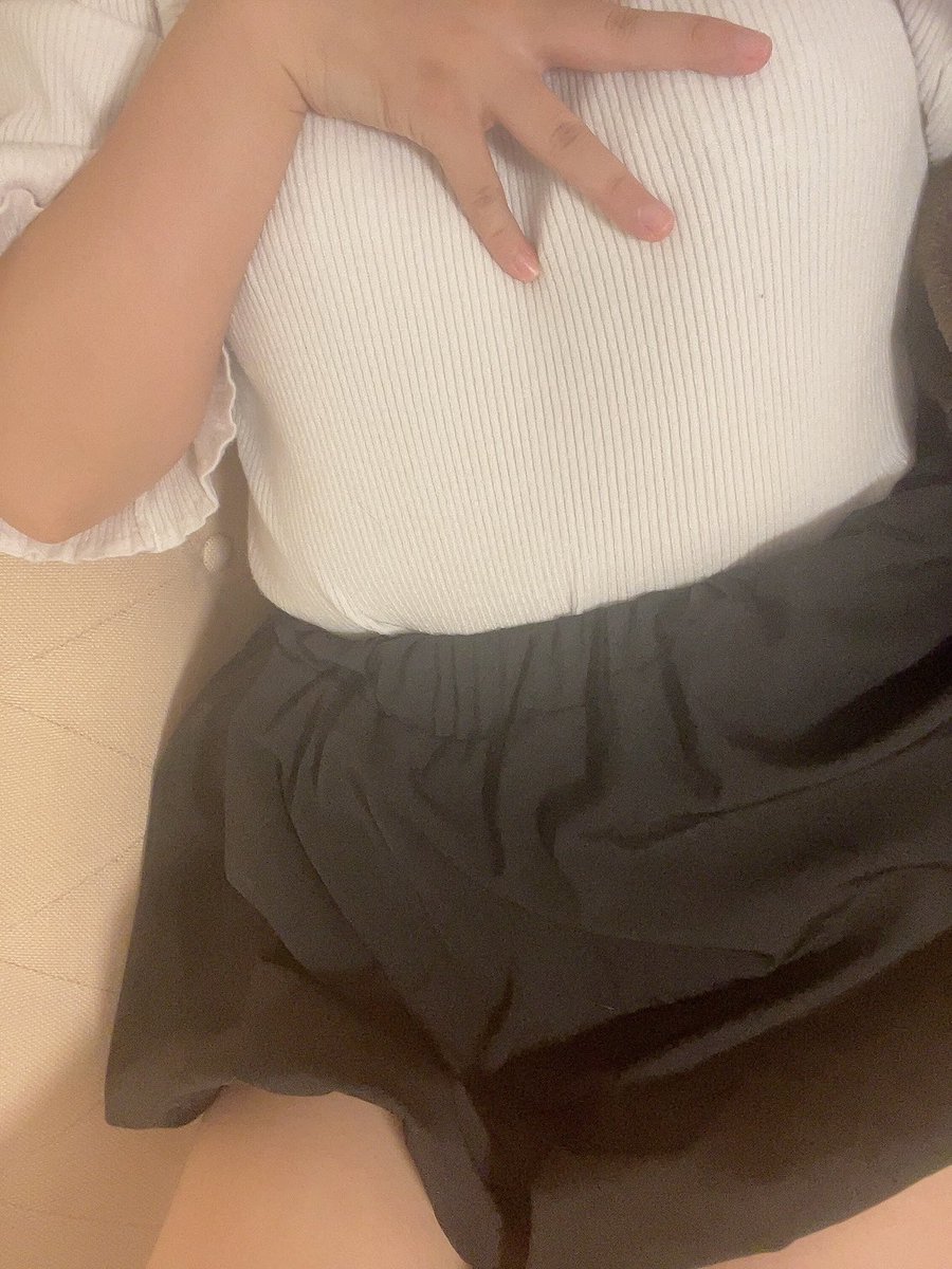 おはろう〜ʚ♥ɞ

今日も元気に26時まで出勤中です🫧

私の胸に飛び込んできてーーー！のポーズ🩷👻

ご予約お待ちしております!!