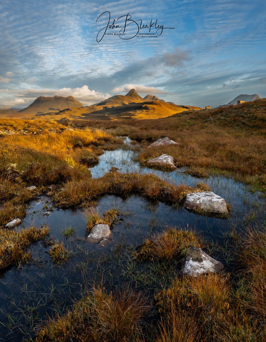 johnbleakley's tweet image. Stac Pollaidh, first outing for this image captured on a @JonGibbsPhoto Assynt workshop.#StacPollaidh #assynt #scotland #highlands @StormHour @OutdoorPhotoMag @TGOMagazine @OPOTY @UKNikon @discoverassynt @coigachassynt @VisitScotland @UndisScot @hiddenscotland_ @welcomescotland
