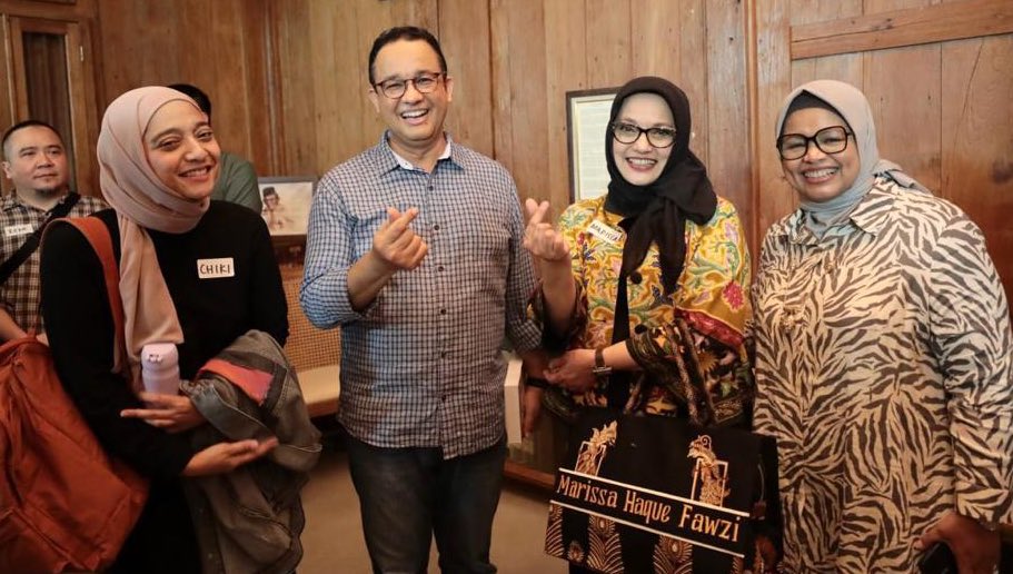 Chiki adalah bukti bahwa Bu Marissa Haque adalah orang baik dan mewarisi kebaikannya pada Bella dan Chiki. Insya Allah almarhumah husnul Khotimah dan amalan kebaikan dari anak sholehah menjadi pembuka jalan yang lapang untuk Ibunya.