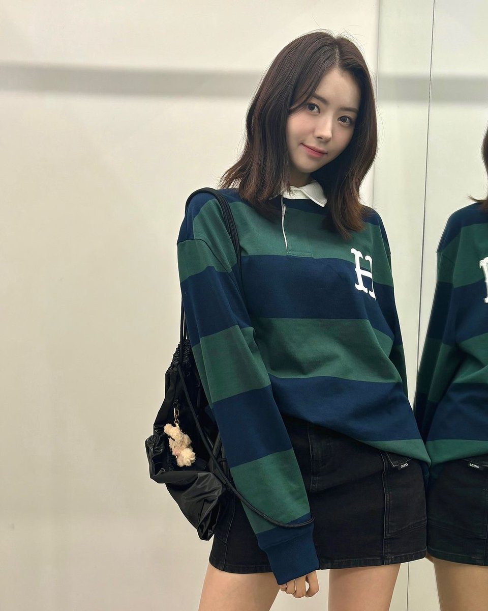 lnydaily_ina's tweet photo. 241002 Insta post

🍀✨💚

📷: @/nayoung_lim

#LimNayoung #Nayoung #Nalang #임나영 #나영 #나랑 #IOI #PRISTIN #PRISTINV https://t.co/EccwdacKGt