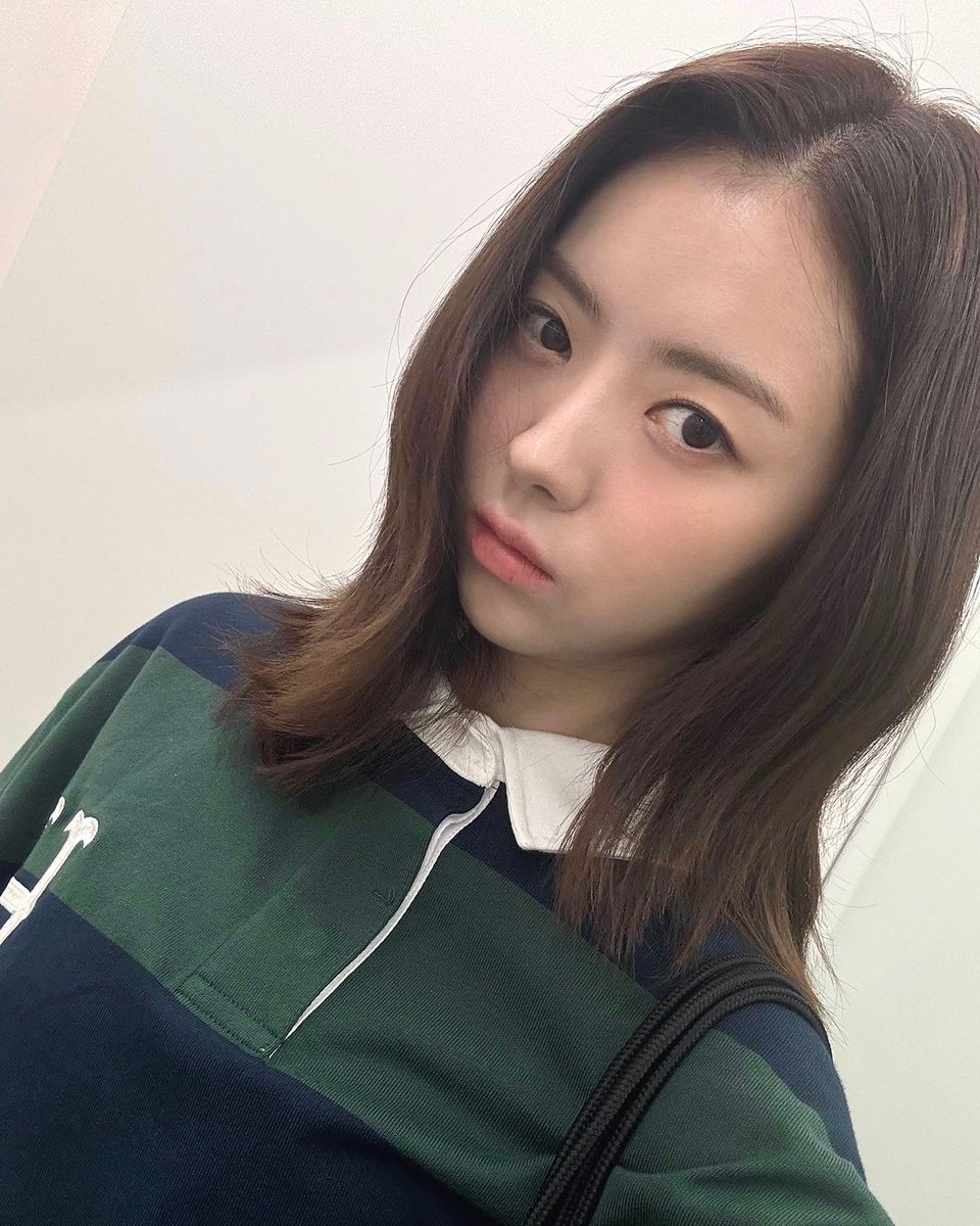 lnydaily_ina's tweet photo. 241002 Insta post

🍀✨💚

📷: @/nayoung_lim

#LimNayoung #Nayoung #Nalang #임나영 #나영 #나랑 #IOI #PRISTIN #PRISTINV https://t.co/EccwdacKGt