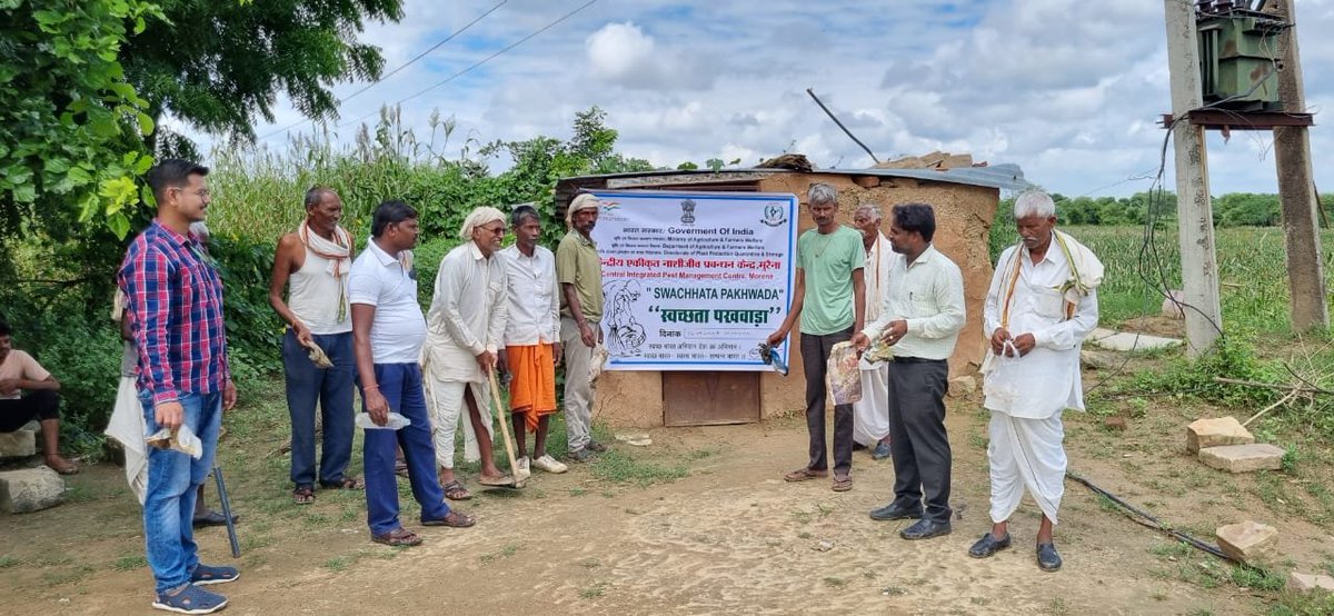 CipmcMorena's tweet photo. Disposal of Pesticides waste by CIPMC MORENA during Swachhta Pakhwada #SHS2024 #SBD2024 https://t.co/bEJHocFDHY