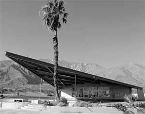 areasvellas's tweet photo. The Tramway gas station, co-designed by Albert Frey and Robson C. Chambers 1965
...city of Palm Springs, CA
#architecture #arquitectura #AlbertFrey #Frey https://t.co/8wp6IvmXtM