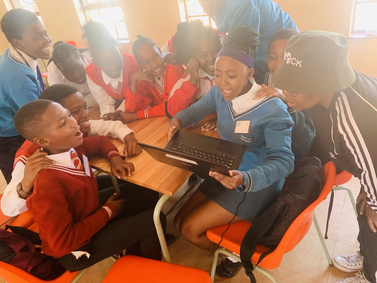 BakwenaMogopa's tweet image. #nsw